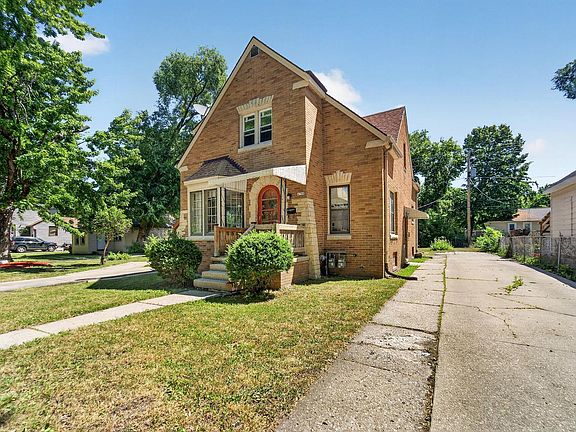3rd image of 4700 N 50th STREET