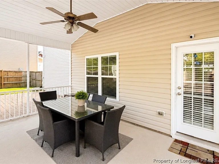 3541 Castlefield Ln — Photo 3