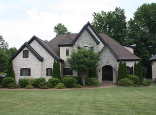 2007 Connonade Dr, Waxhaw, NC 28173