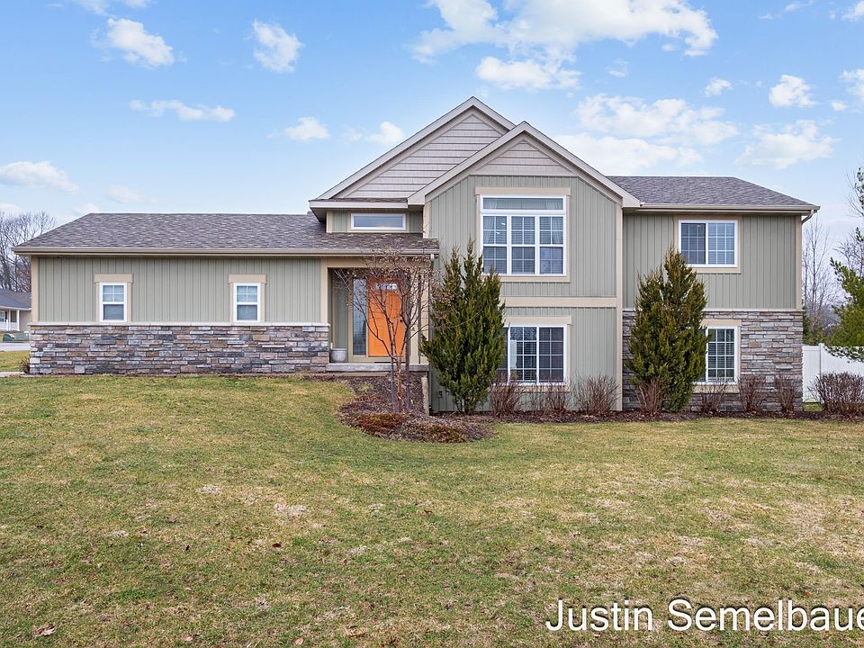 1st image of 8726 Rainbows End Rd SE