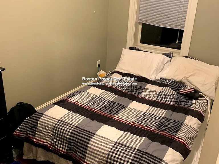 53 Joy St #5 — Photo 10