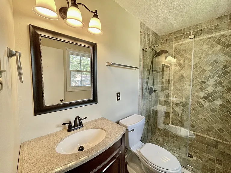 5651 Dodge Dr — Photo 25