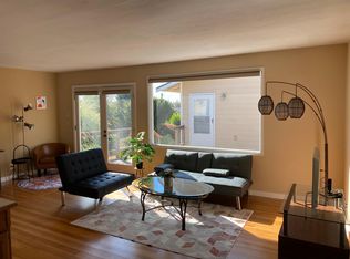 10224 NE 67th St, Kirkland, WA 98033