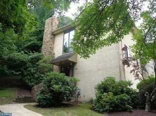 377 Lynetree Dr, West Chester, PA 19380