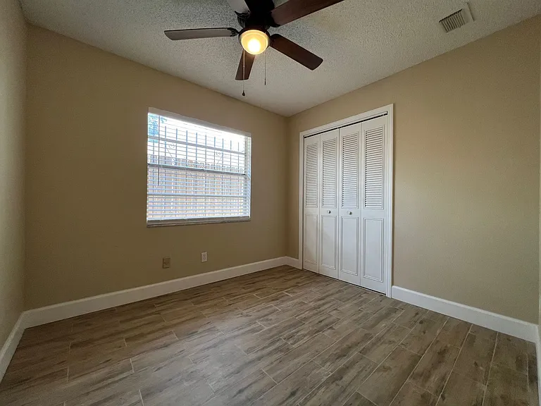 529 Hibiscus Way — Photo 28