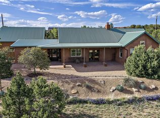 717 Calle De Leon, Santa Fe, NM 87505