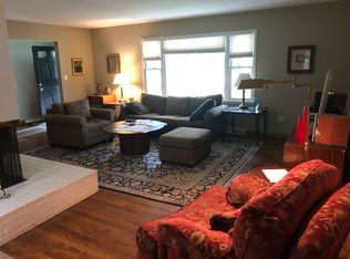 1527 Fishinger Rd, Columbus, OH 43221