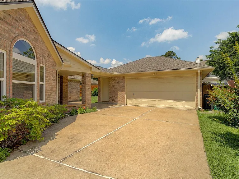 21702 Cayman Point Dr — Photo 38