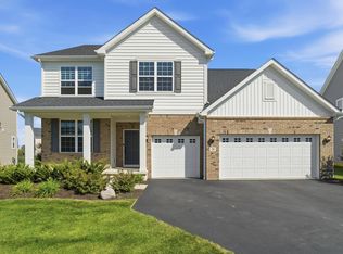 39 Bluestone Ln, Delaware, OH 43015