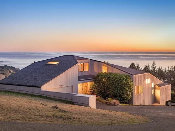 36835 Greencroft Close, The Sea Ranch, CA 95497