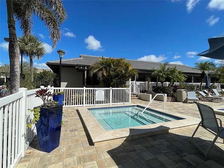 1664 Starling Dr #101 — Photo 40