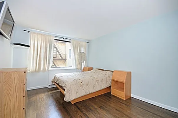 Rented by Citi Habitats | media 15