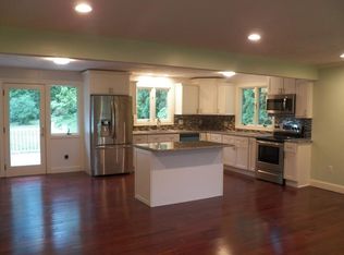 33 Lawrence St, Northborough, MA 01532