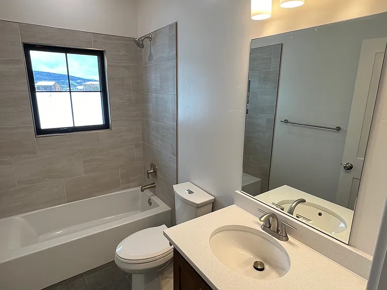 174 Christopher St — Photo 7