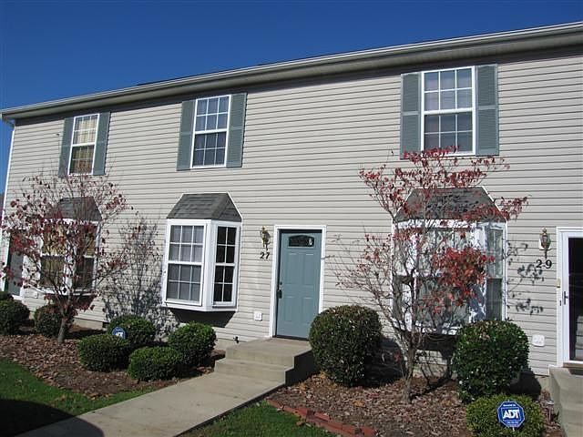 1st image of 27 Portside Ct
