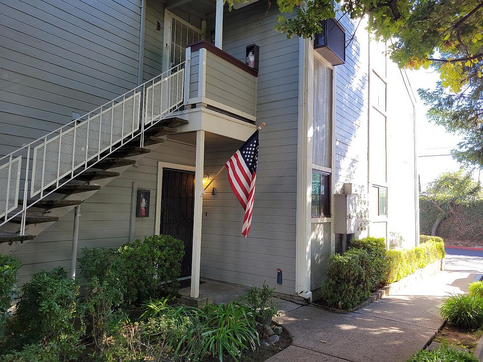 1st image of 7413 Auburn Oaks Ct APT A