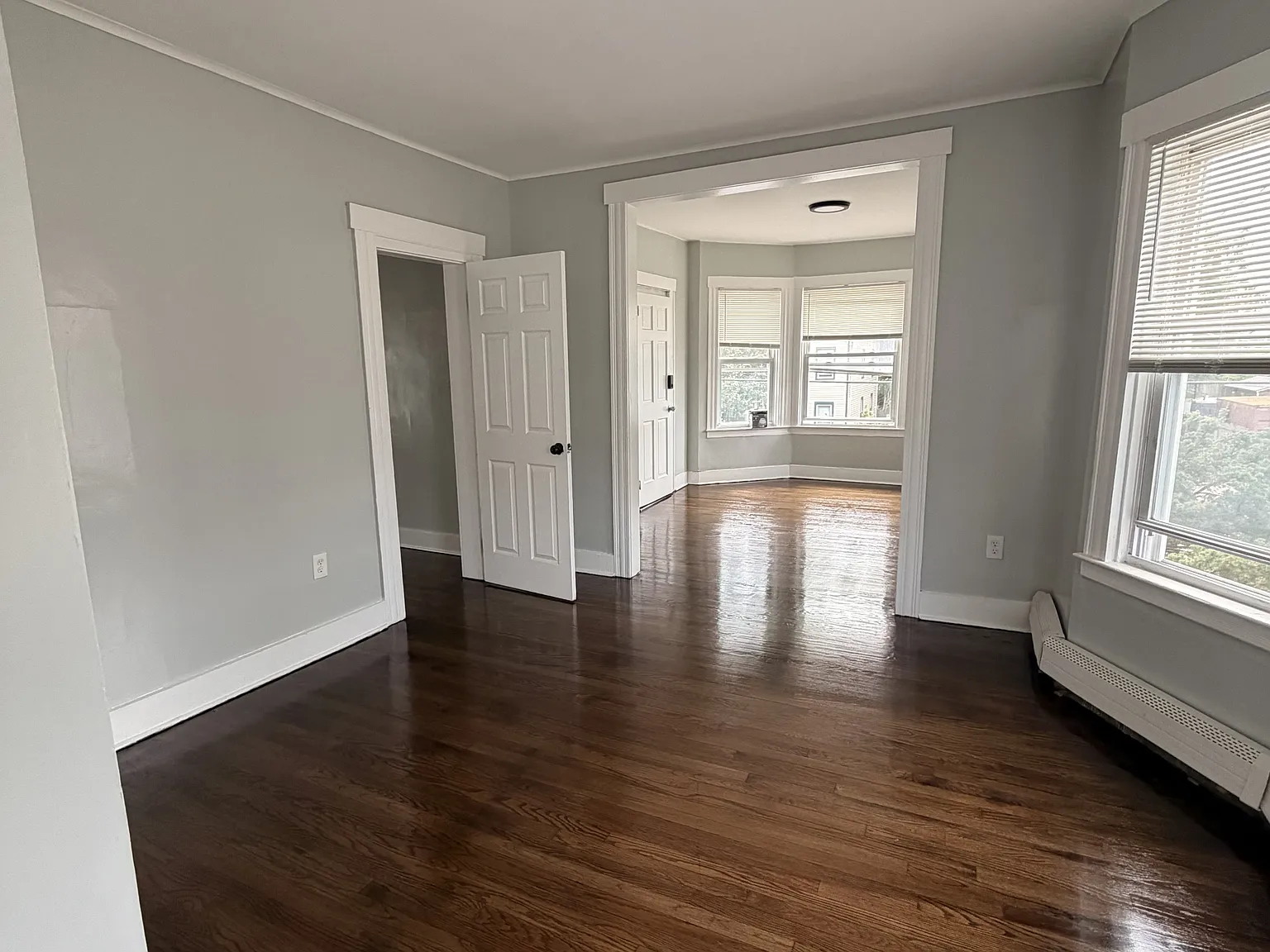 2 bed, 1006 sqft, $1,800 — Photo 1