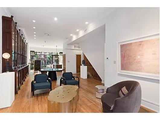 Rented by Douglas Elliman | media 21