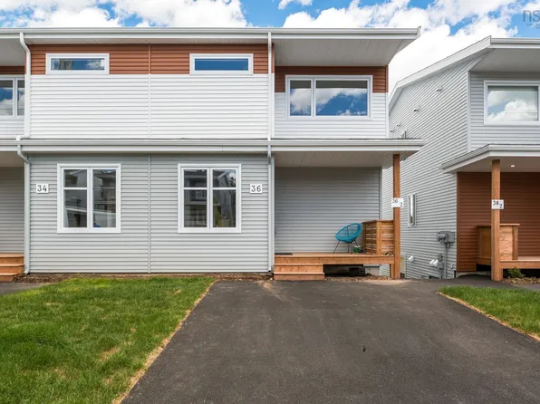 36 Berm St, Spryfield, NS B3R 0H2