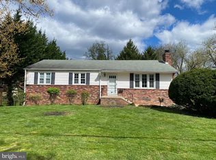 6800 Weaver Ave, Mc Lean, VA 22101