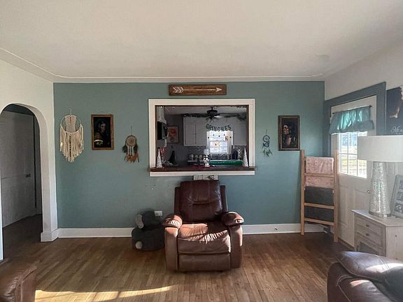 3rd image of 3414 Evanston Ave