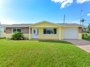 13717 Lagoon Dr, Hudson, FL 34667