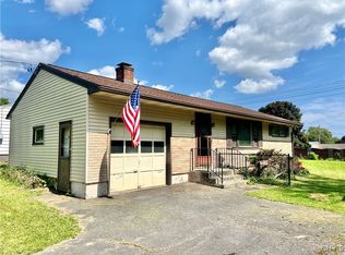 117 Edgewood Rd, Syracuse, NY 13219