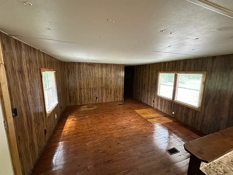 85G Young Rd — Photo 8