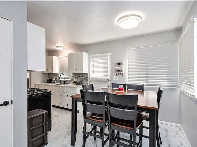2740 Kettering Dr — Photo 6