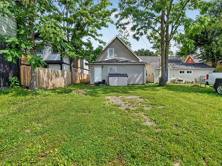 1613 Fletcher Ave — Photo 4