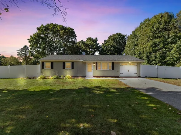 68 Jefferson Rd, Hanover, MA 02339