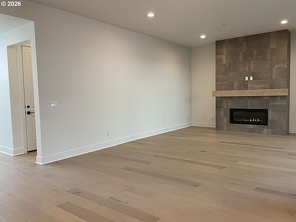 5th image of 4804 N Adams St Lot 109
