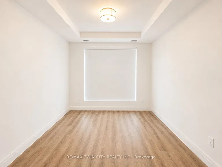 1333 Weber St E #209 — Photo 13