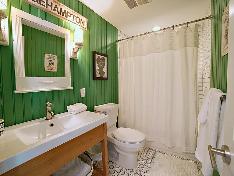 212 Lumber Ln — Photo 9