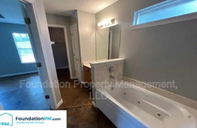 7063 Beringer Dr S — Photo 12