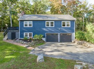 8 Sea Star Ln, Cape Elizabeth, ME 04107