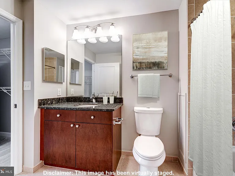 155 Potomac #432 — Photo 15