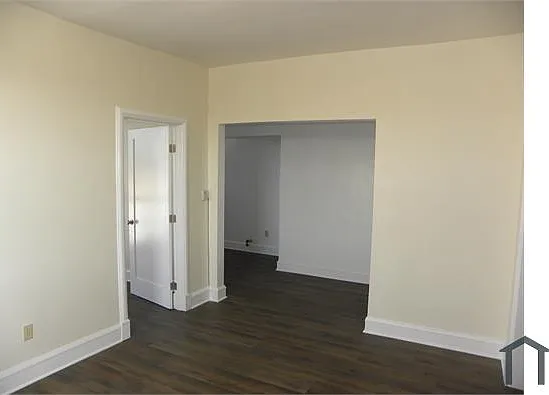 Studio, 550 sqft, $1,800 — Photo 2