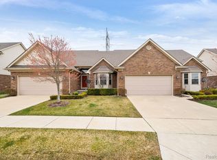 45905 Beaufort Dr, Macomb, MI 48044