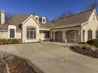 1540 Woodridge Dr, Newark, OH 43055
