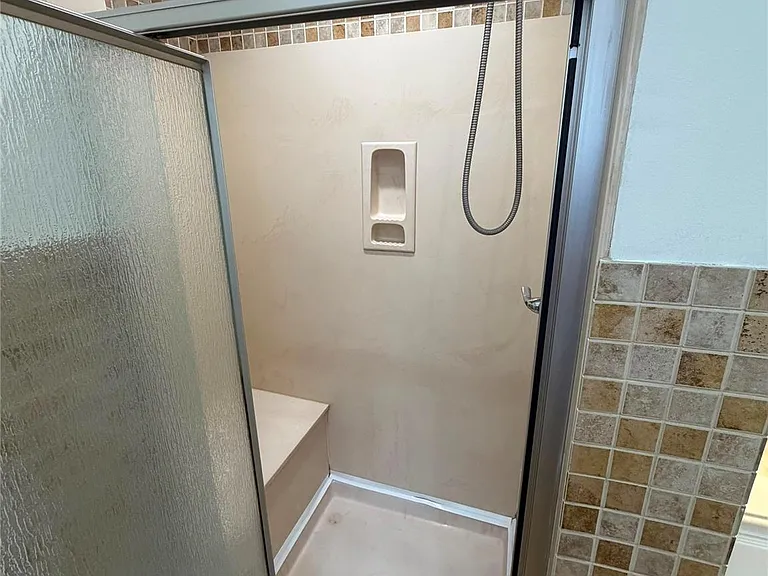 1103 Glendale Dr — Photo 38