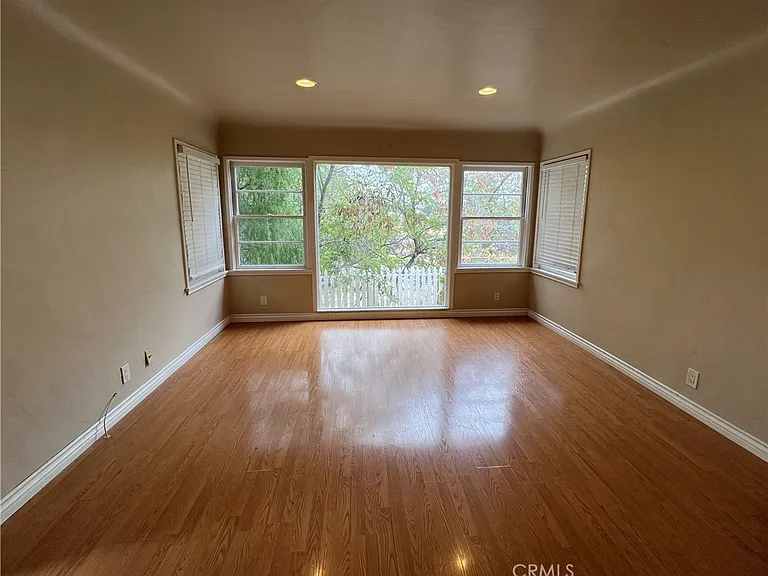 3869 Ridge Rd — Photo 4