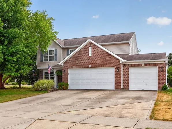 5507 Gainesway Dr, Greenwood, IN 46142