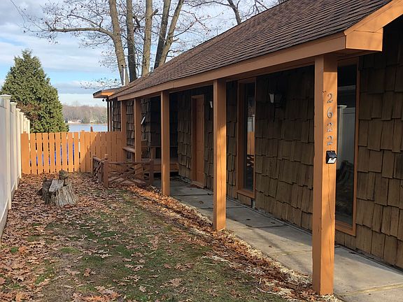 2nd image of 2622 N Peterson Dr
