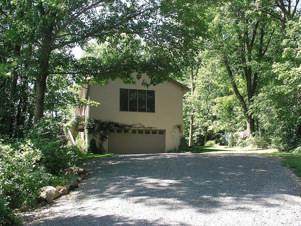 2nd image of 2076 Pierce Saint Croix Rd