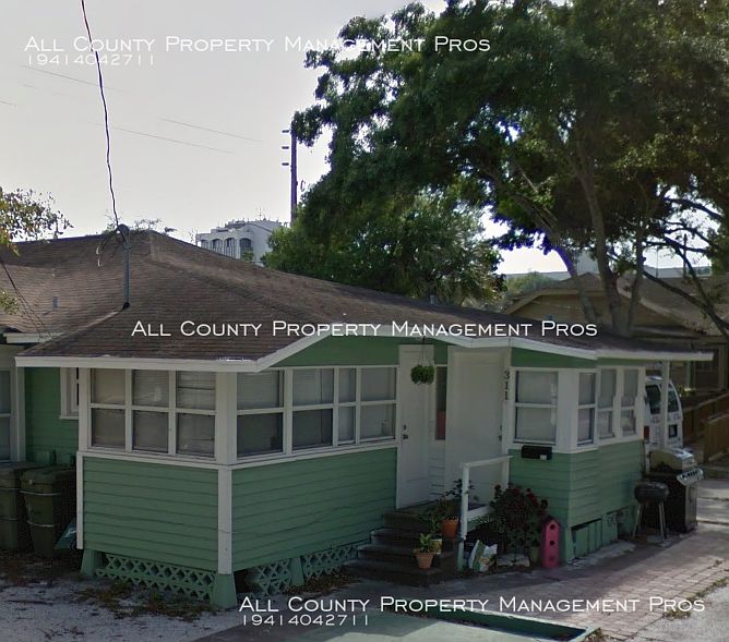 1st image of 311 N Osprey Ave Room 1