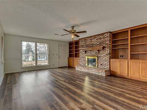4th image of 3729 2nd Ave