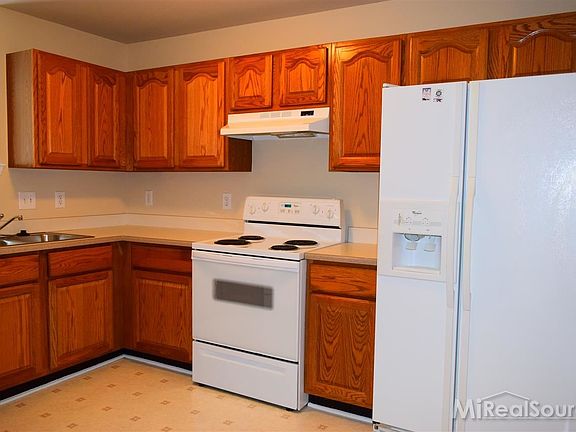 5th image of 7145 Copper Creek Cir