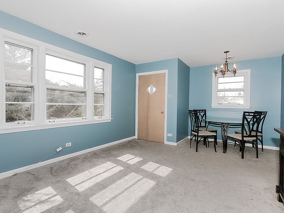 4th image of 2647 Calwagner St