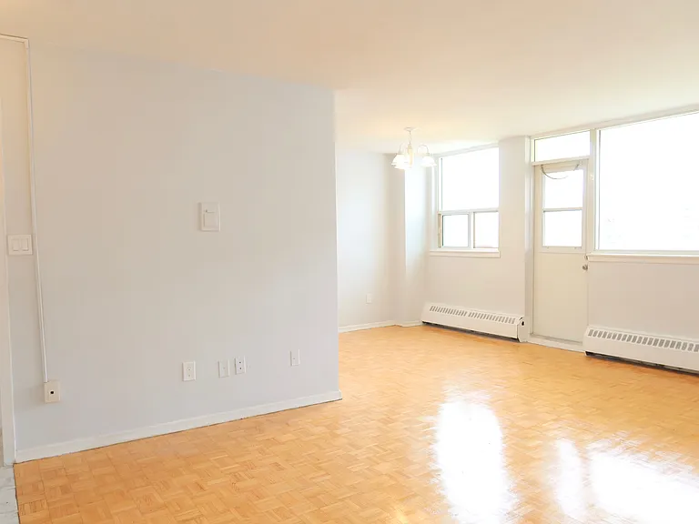 55 Cosburn Ave #2 — Photo 2